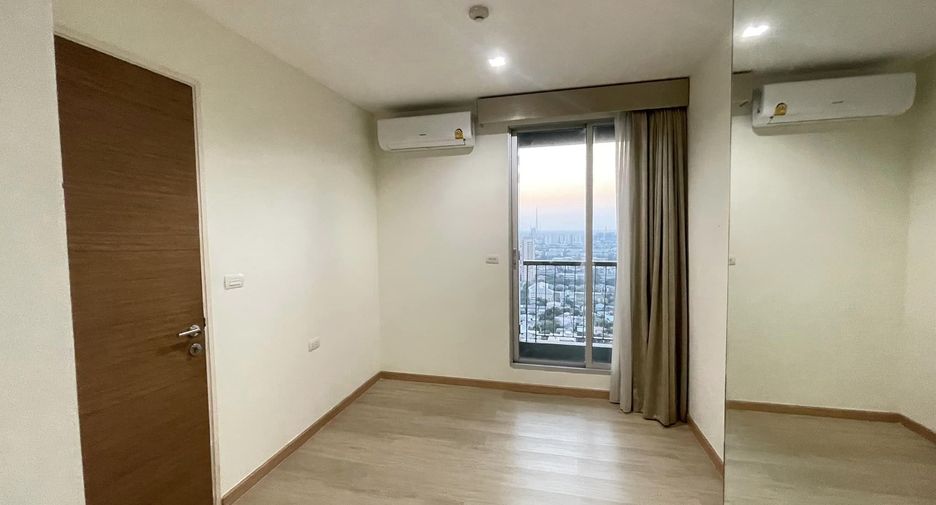 For rent 1 bed condo in Phaya Thai, Bangkok