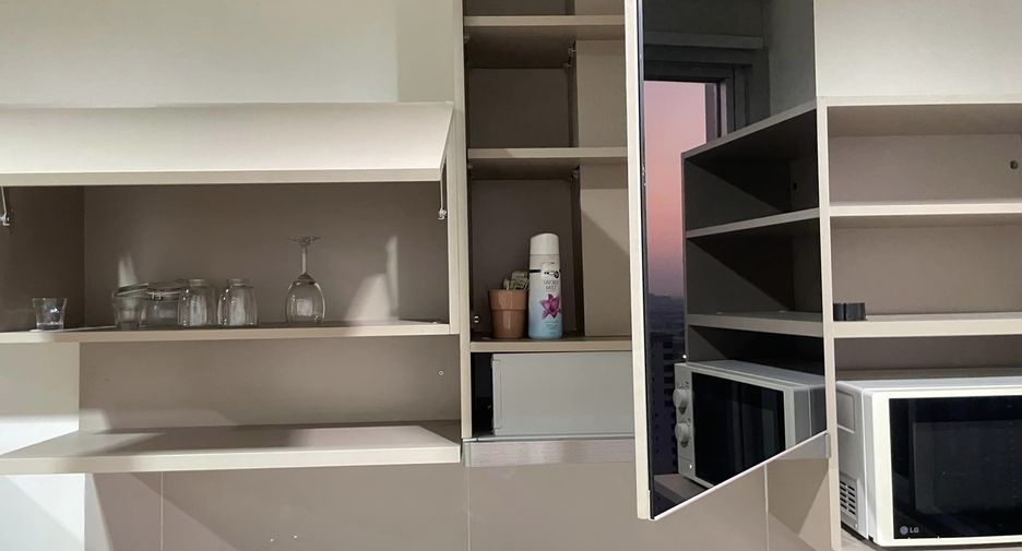 For rent 1 bed condo in Phaya Thai, Bangkok