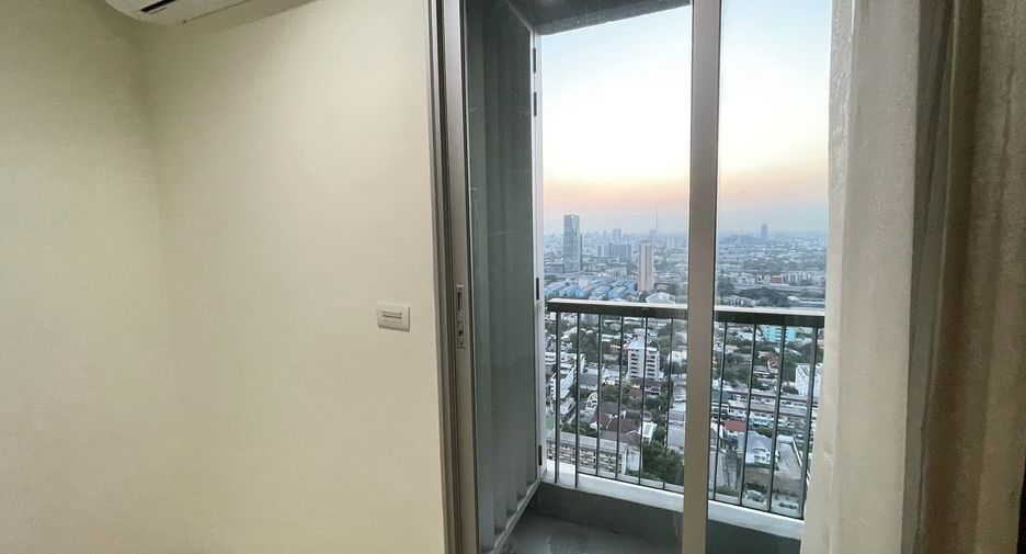 For rent 1 bed condo in Phaya Thai, Bangkok
