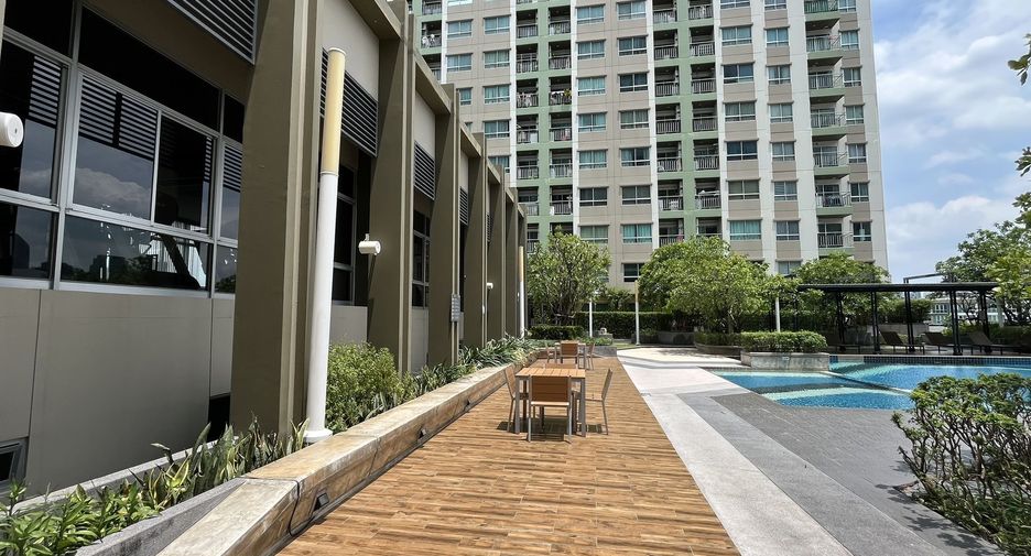 À vendre 1 chambre condo à Huai Khwang, Bangkok
