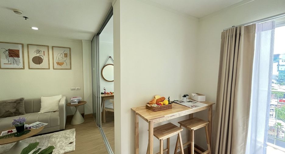 À vendre 1 chambre condo à Huai Khwang, Bangkok