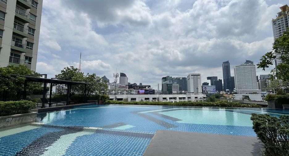 À vendre 1 chambre condo à Huai Khwang, Bangkok