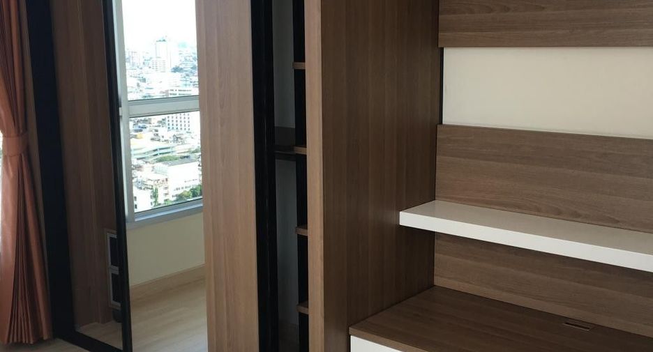 For sale and for rent 2 bedrooms condo in Sathon, Bangkok