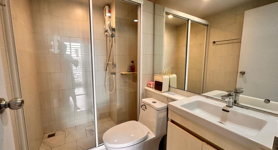 Wohnung zur Miete mit 1 Zimmer in Lat Phrao, Bangkok