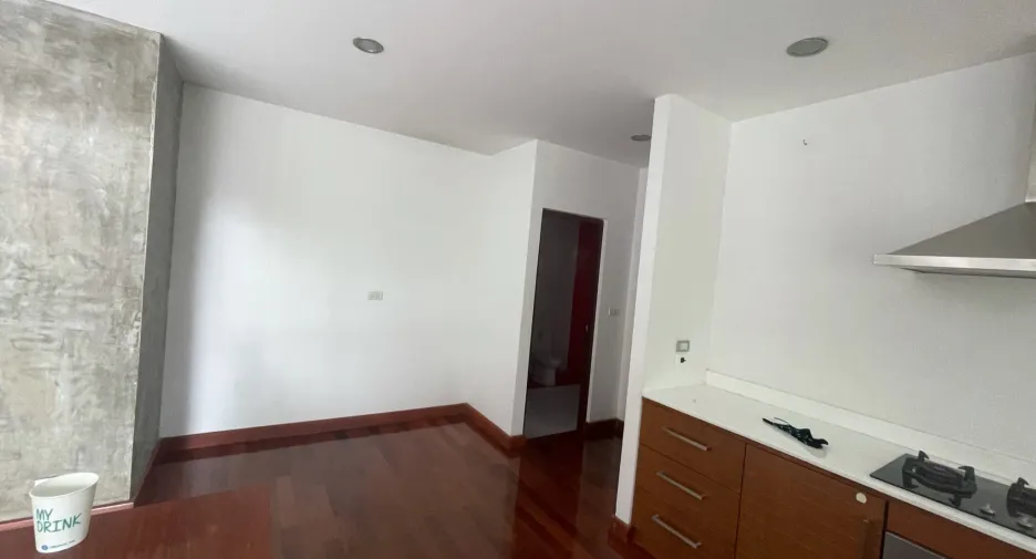 For sale 4 bedrooms house in Lat Phrao, Bangkok