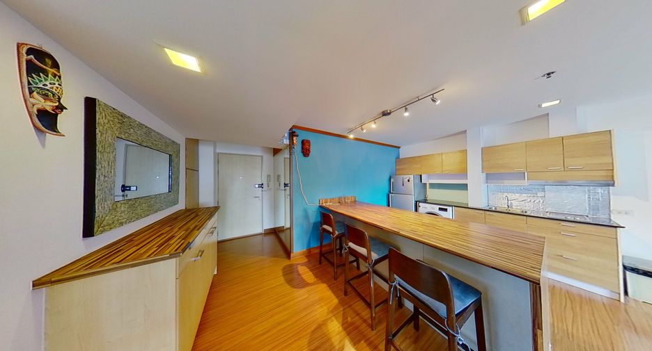 For rent 2 ベッドルーム condo in Watthana, Bangkok