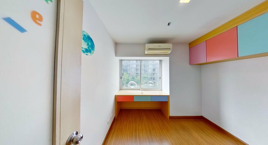 For rent 2 ベッドルーム condo in Watthana, Bangkok