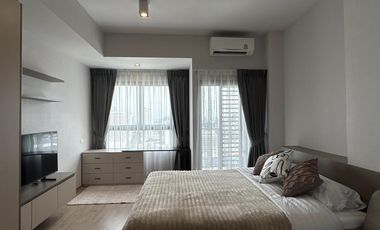 Condo en alquiler de estudio en Huai Khwang, Bangkok