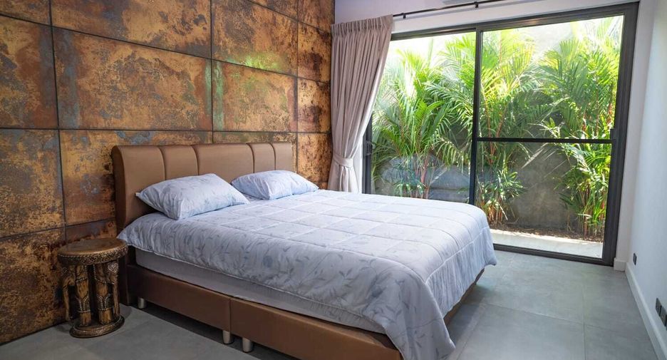 À louer 3 chambres villa à Mueang Phuket, Phuket