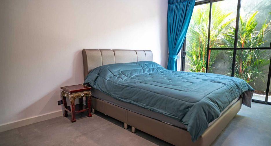 À louer 3 chambres villa à Mueang Phuket, Phuket