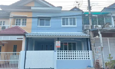 For sale 3 bedrooms townhouse in Sai Mai, Bangkok