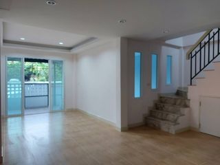 Reihenhaus zum Kauf mit 3 Zimmer in Sai Mai, Bangkok
