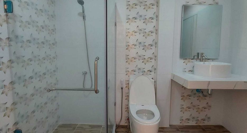 For sale 3 bedrooms townhouse in Sai Mai, Bangkok