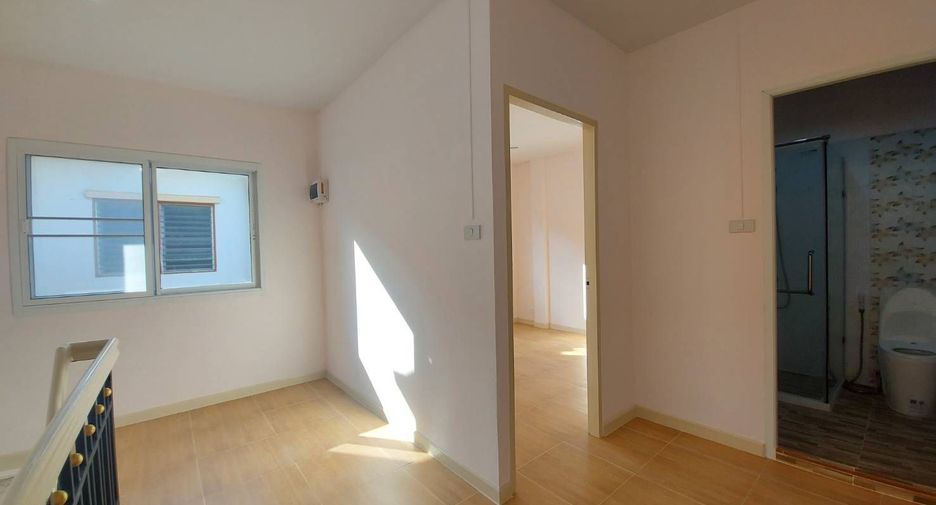 For sale 3 bedrooms townhouse in Sai Mai, Bangkok