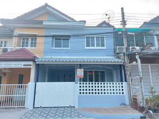 Reihenhaus zum Kauf mit 3 Zimmer in Sai Mai, Bangkok