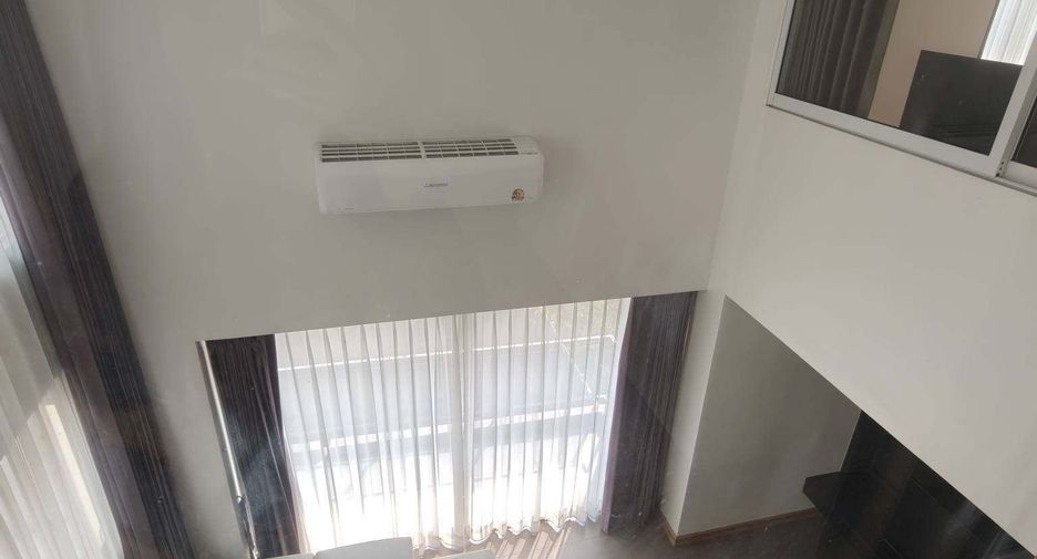 For rent 3 bedrooms condo in Watthana, Bangkok
