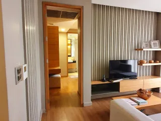 For rent 2 bedrooms apartment in Khlong Toei, Bangkok