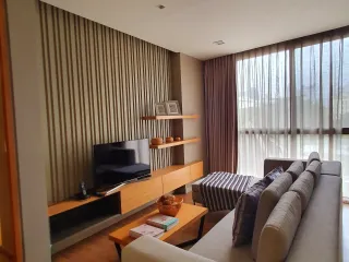 For rent 2 bedrooms apartment in Khlong Toei, Bangkok
