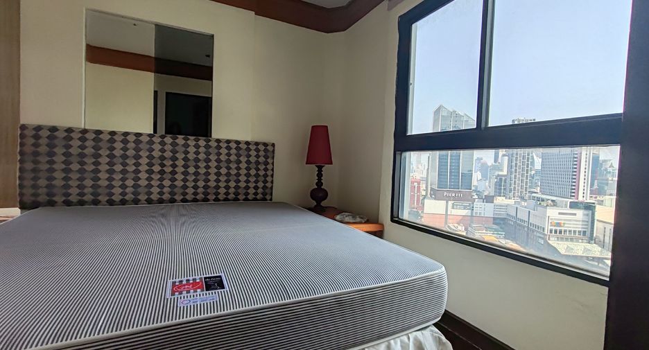 For rent 2 ベッドルーム condo in Pathum Wan, Bangkok