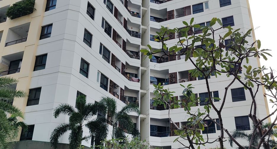For rent 2 ベッドルーム condo in Pathum Wan, Bangkok