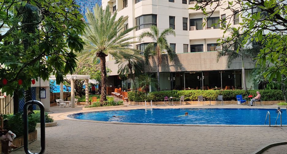 For rent 2 ベッドルーム condo in Pathum Wan, Bangkok