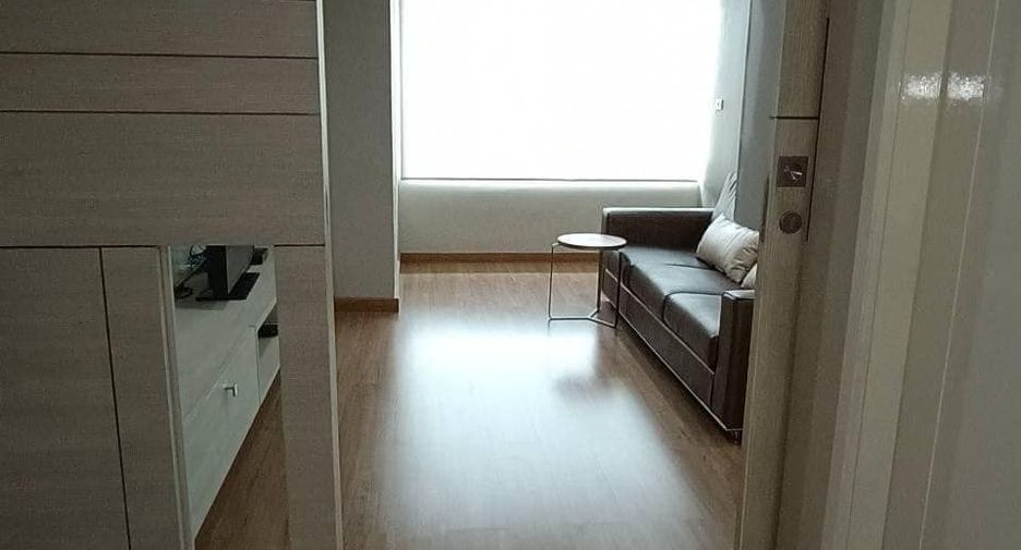 For sale 2 bedrooms condo in Bang Rak, Bangkok