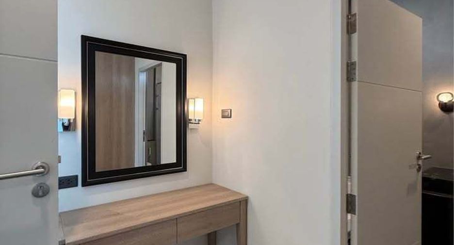 For rent 4 bedrooms house in Phra Khanong, Bangkok