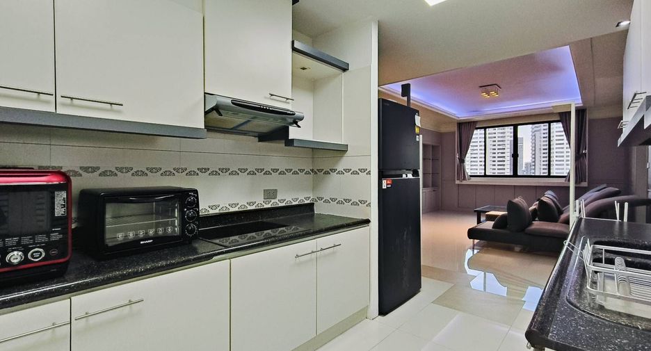 For rent 2 bedrooms condo in Watthana, Bangkok
