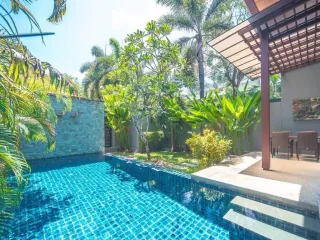 出售 2 卧室 别墅 在 Phuket Town, 普吉