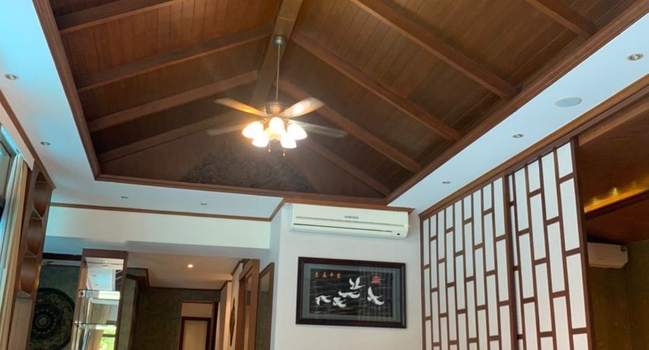 For sale 5 bedrooms villa in Thalang, Phuket