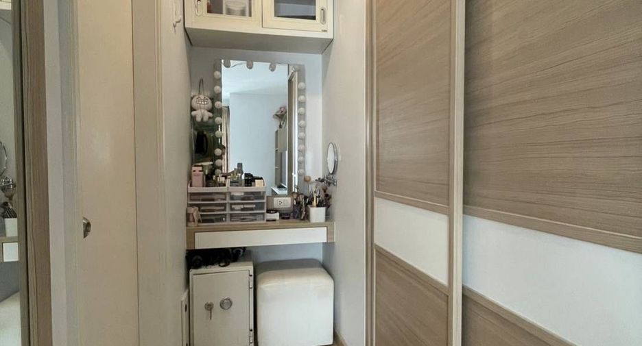 For sale 1 bed condo in Bang Sue, Bangkok