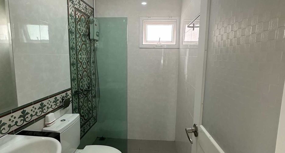 For rent 4 ベッドルーム house in Mueang Phuket, Phuket