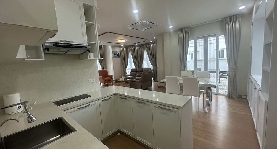 For rent 4 ベッドルーム house in Mueang Phuket, Phuket