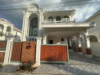 For rent 4 bedrooms house in Mueang Phuket, Phuket