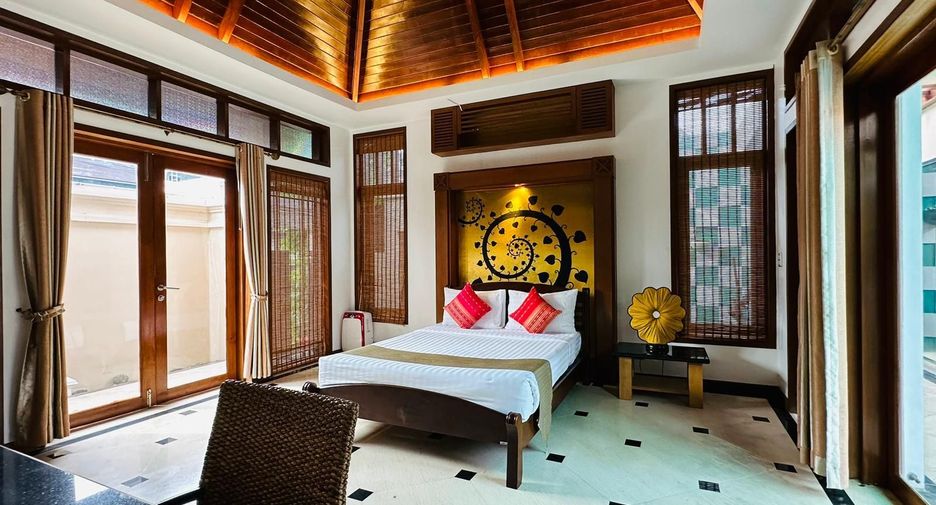 For rent 3 bedrooms villa in Mueang Phuket, Phuket