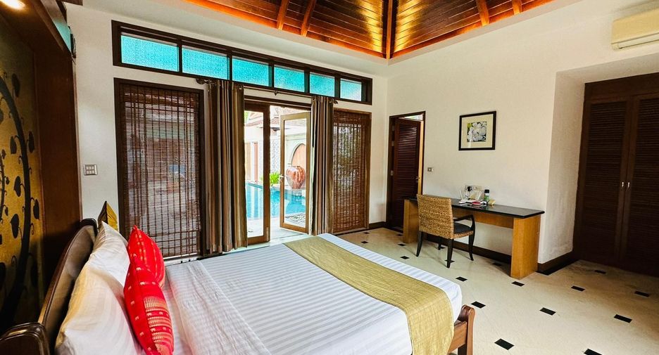 For rent 3 bedrooms villa in Mueang Phuket, Phuket