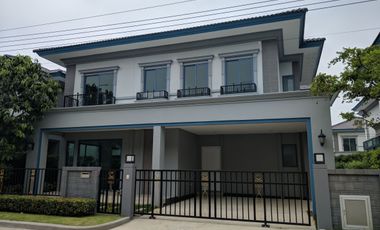 出售 4 卧室 独立屋 在 Bang Khae, 曼谷