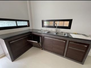For rent 3 bedrooms house in Bang Khun Thian, Bangkok