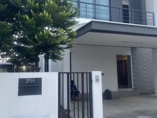 For rent 3 bedrooms house in Bang Khun Thian, Bangkok