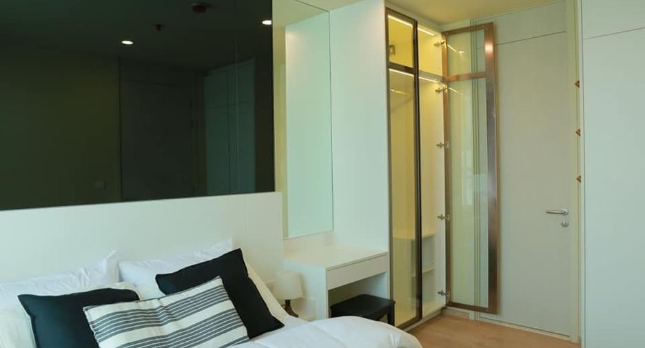 For rent 1 bed condo in Watthana, Bangkok