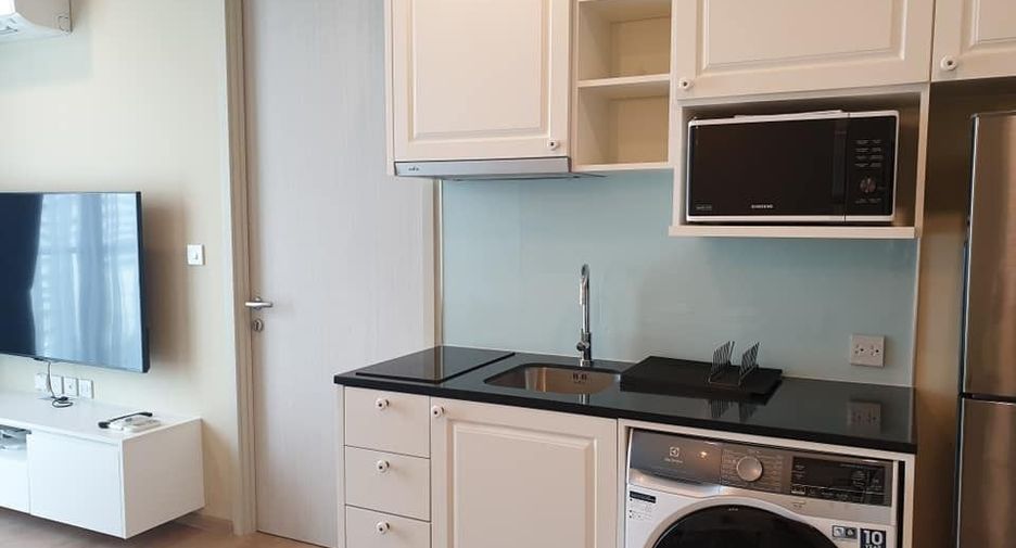 For rent 1 bed condo in Watthana, Bangkok