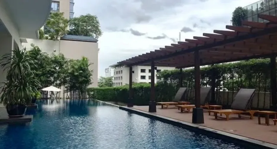 For sale 2 bedrooms condo in Pathum Wan, Bangkok