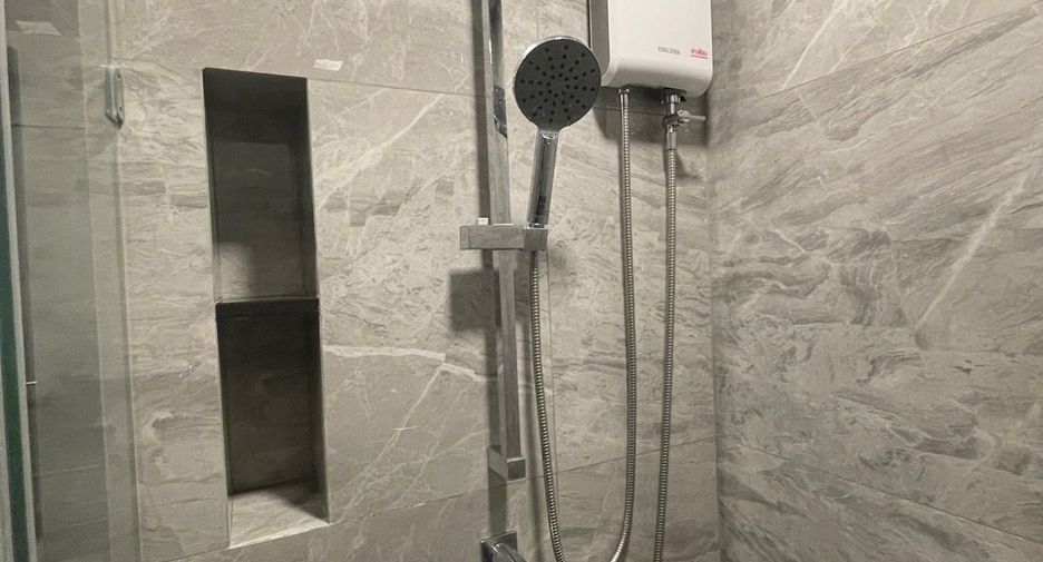 For sale and for rent 1 bed condo in Watthana, Bangkok