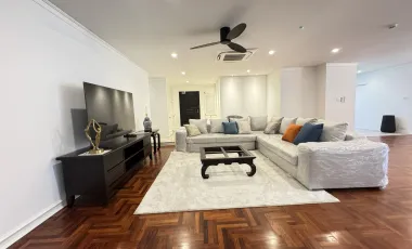 Apartment zur Miete mit 4 Zimmer in Khlong Toei, Bangkok