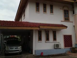 Casa en venta de 5 habitaciones en Don Mueang, Bangkok