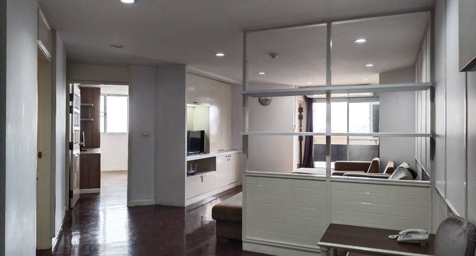 Wohnung zur Miete mit 3 Zimmer in Watthana, Bangkok