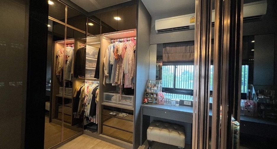 Reihenhaus zur Miete mit 3 Zimmer in Yan Nawa, Bangkok