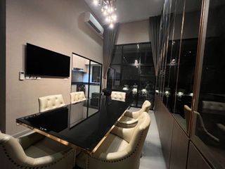 For rent 3 bedrooms townhouse in Yan Nawa, Bangkok