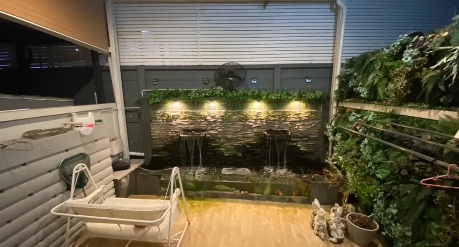 Reihenhaus zur Miete mit 3 Zimmer in Yan Nawa, Bangkok