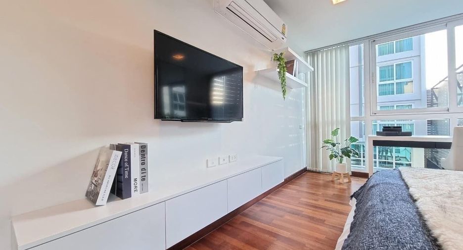 Condo en alquiler de 2 habitaciones en Watthana, Bangkok